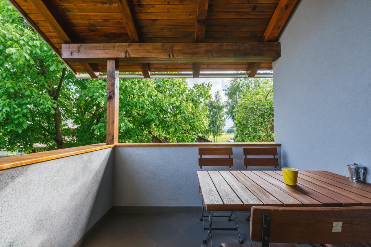 Apartmán Blue Door - Studio Lesce  Exteriér fotografie